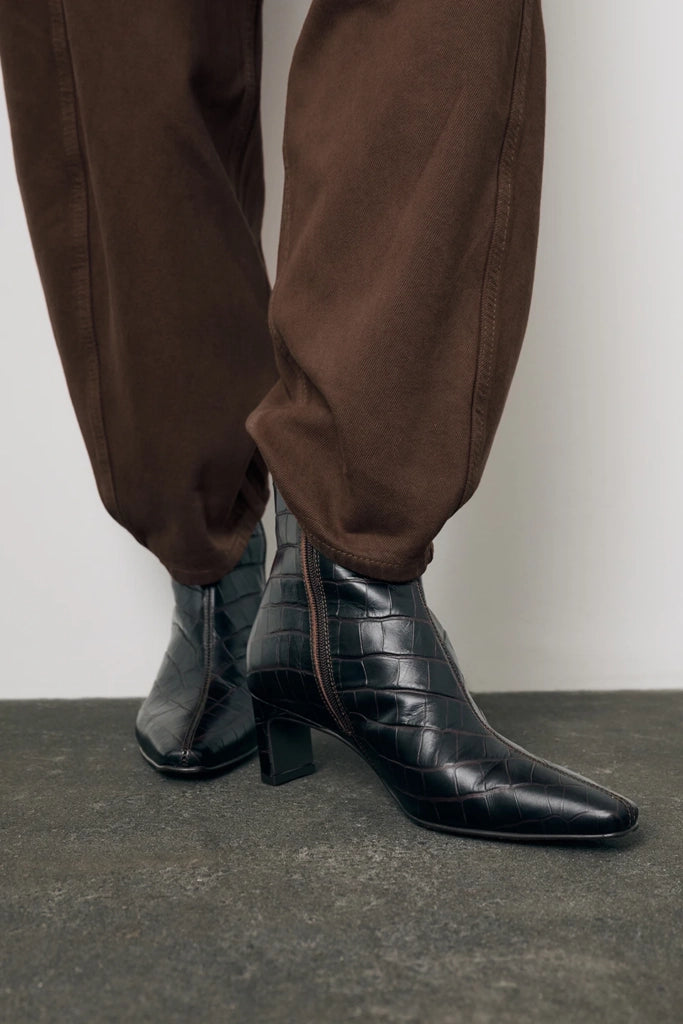 COPENHAGEN Croco Leather